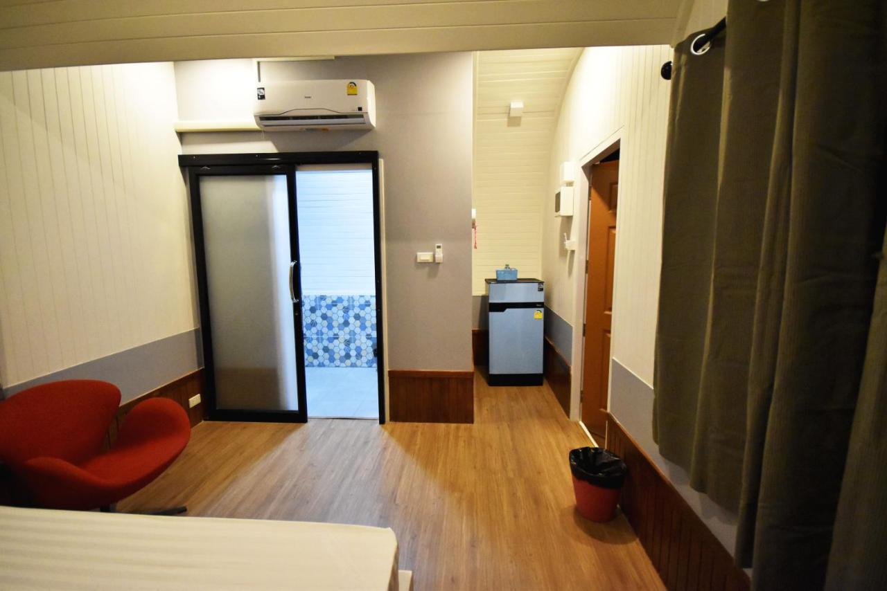 Tiny Hut Resort Bangkok Exterior foto