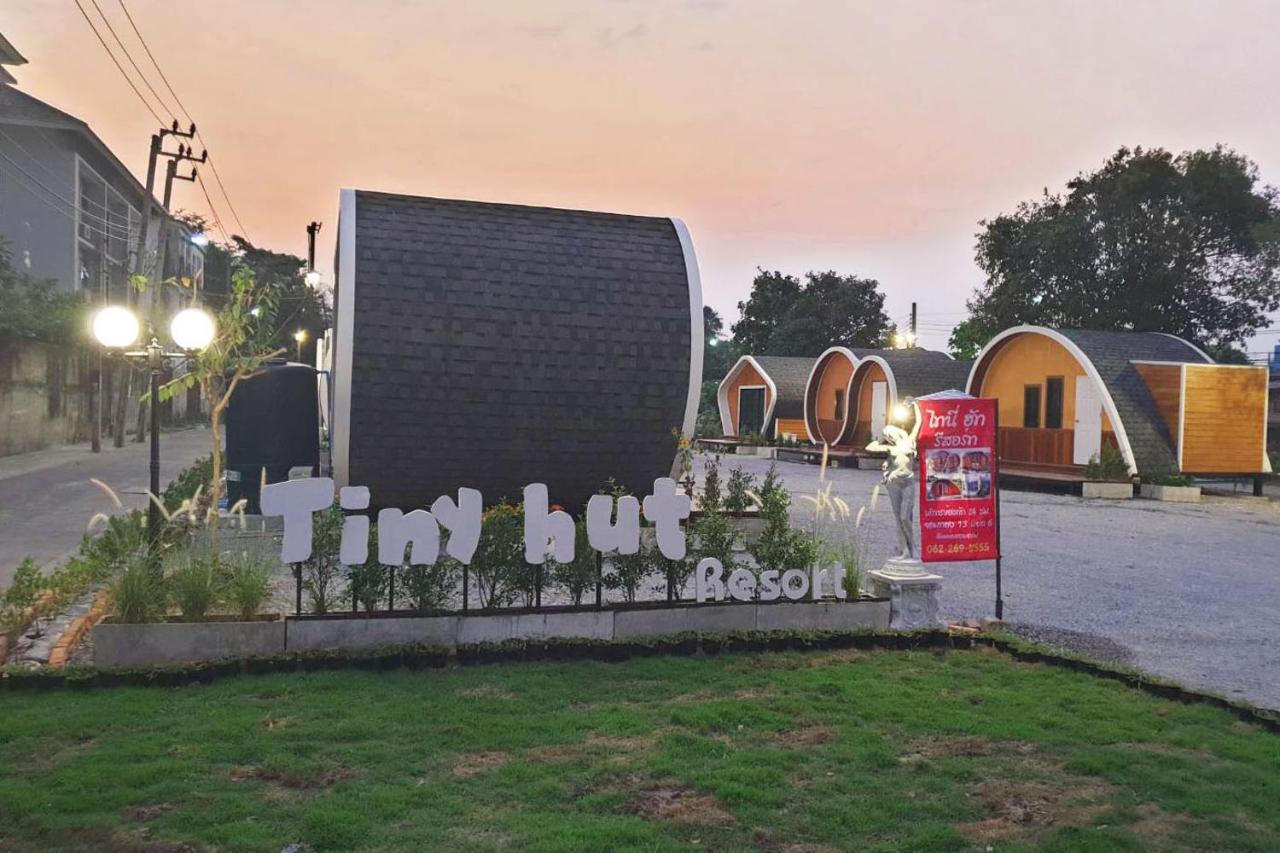 Tiny Hut Resort Bangkok Exterior foto